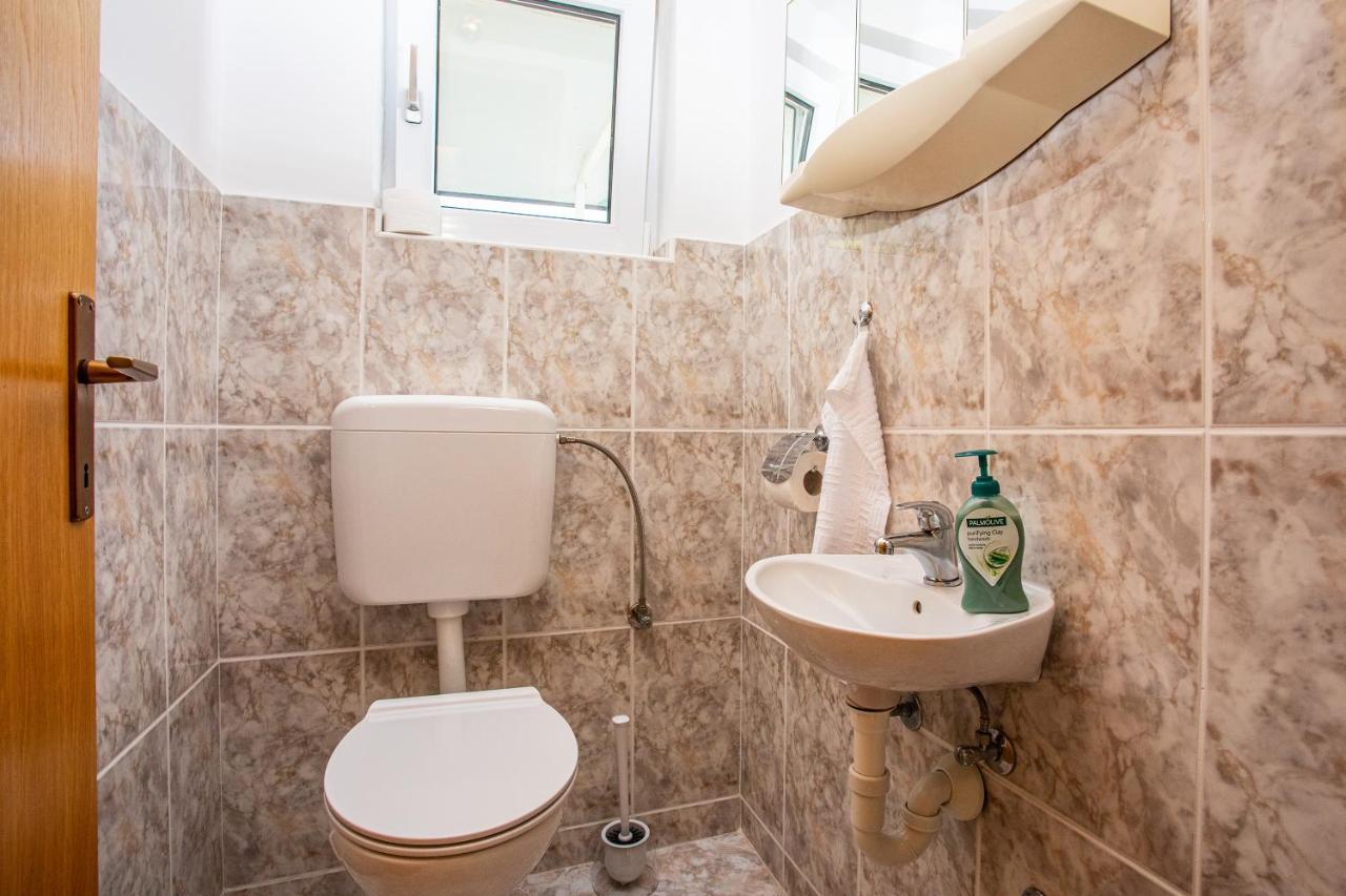 Apartment Adisa *